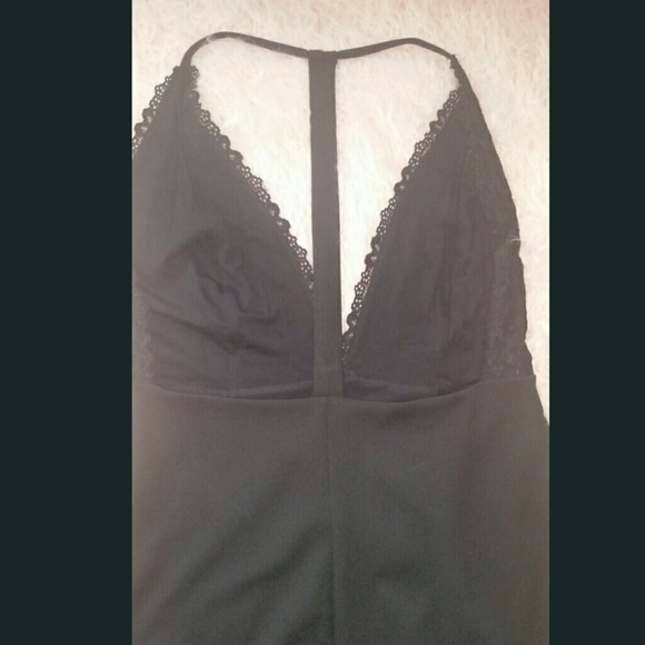 NWOT LULU’S Black Halter Dress👗 - Picture 7 of 8